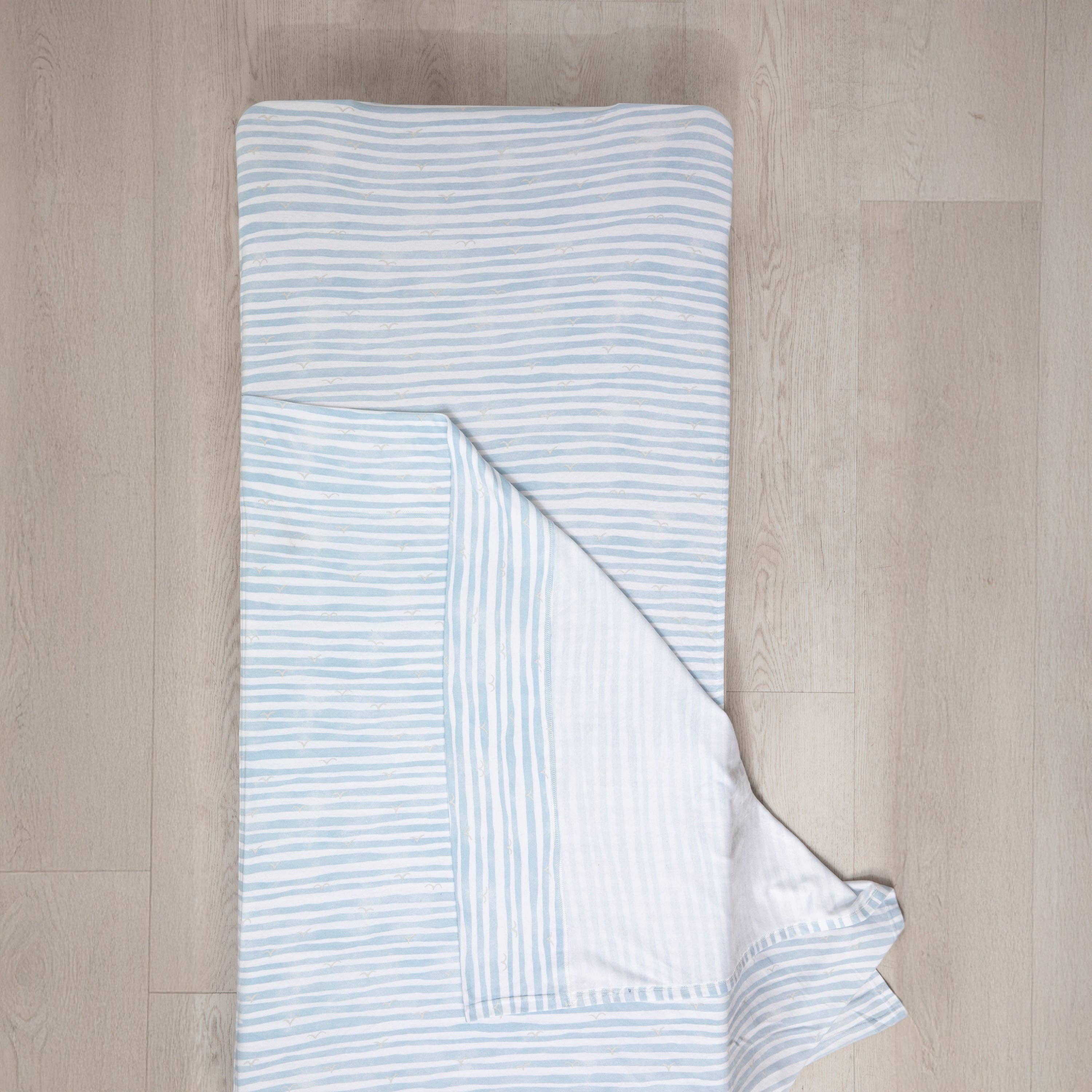 Living Textiles - Stacking Bed Sheet Set - Blue Stripes