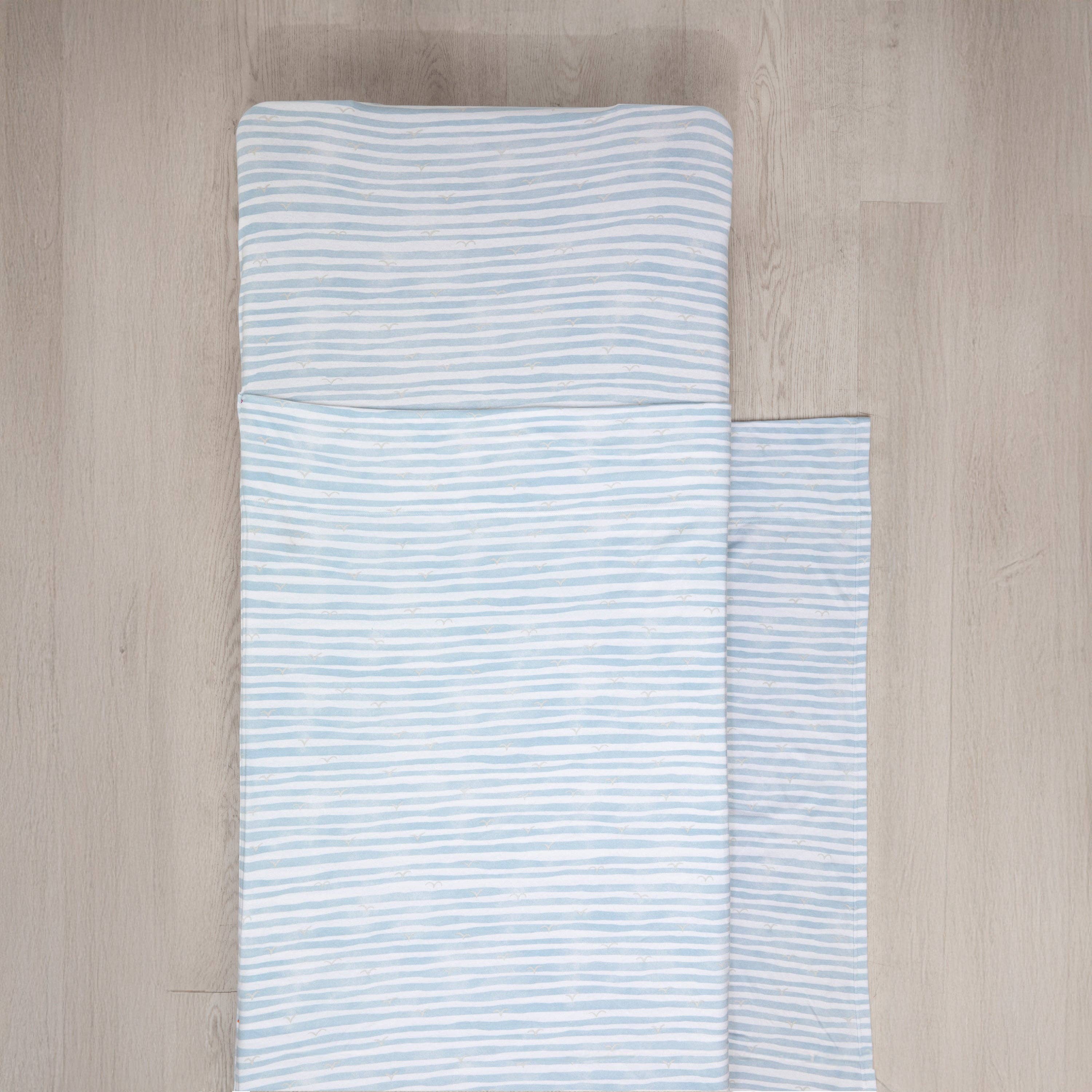 Living Textiles - Stacking Bed Sheet Set - Blue Stripes