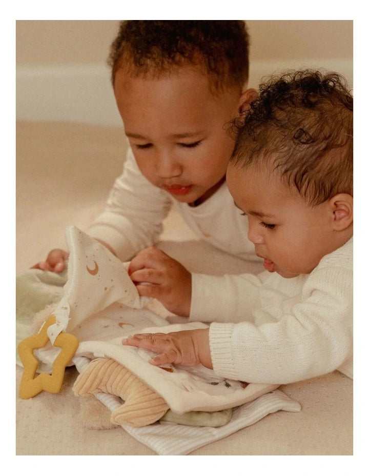 Little Dutch | Newborn Naturals Soft Activity Book