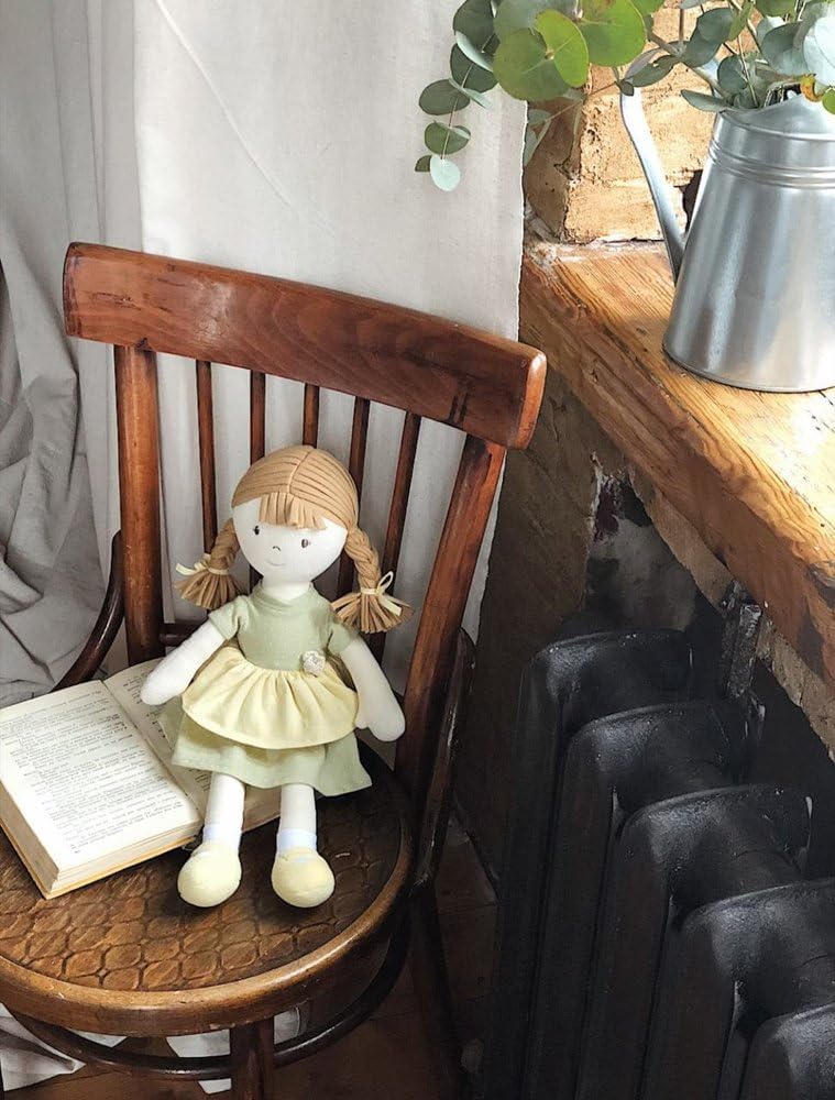 Bonikka | Honey | Doll with Green Dress