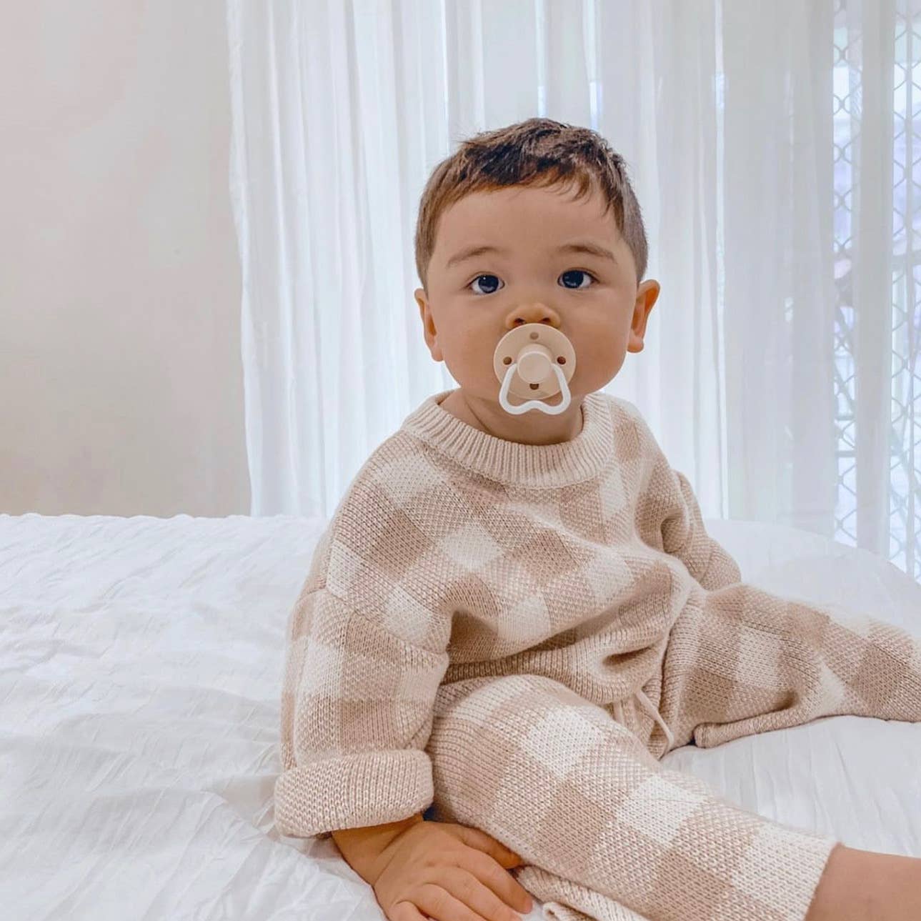 CMC 'Hold Me' Dummies Baby Blue + White: Size 2