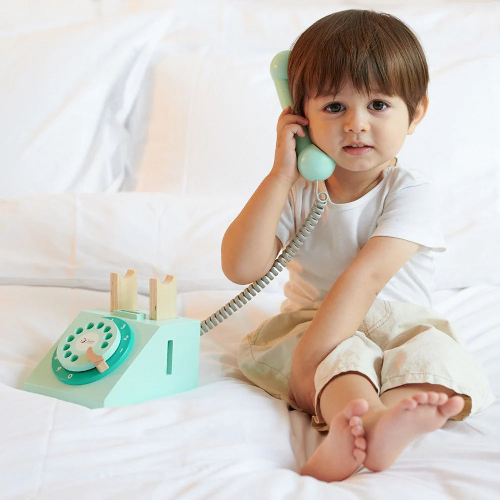 Classic World | Telephone