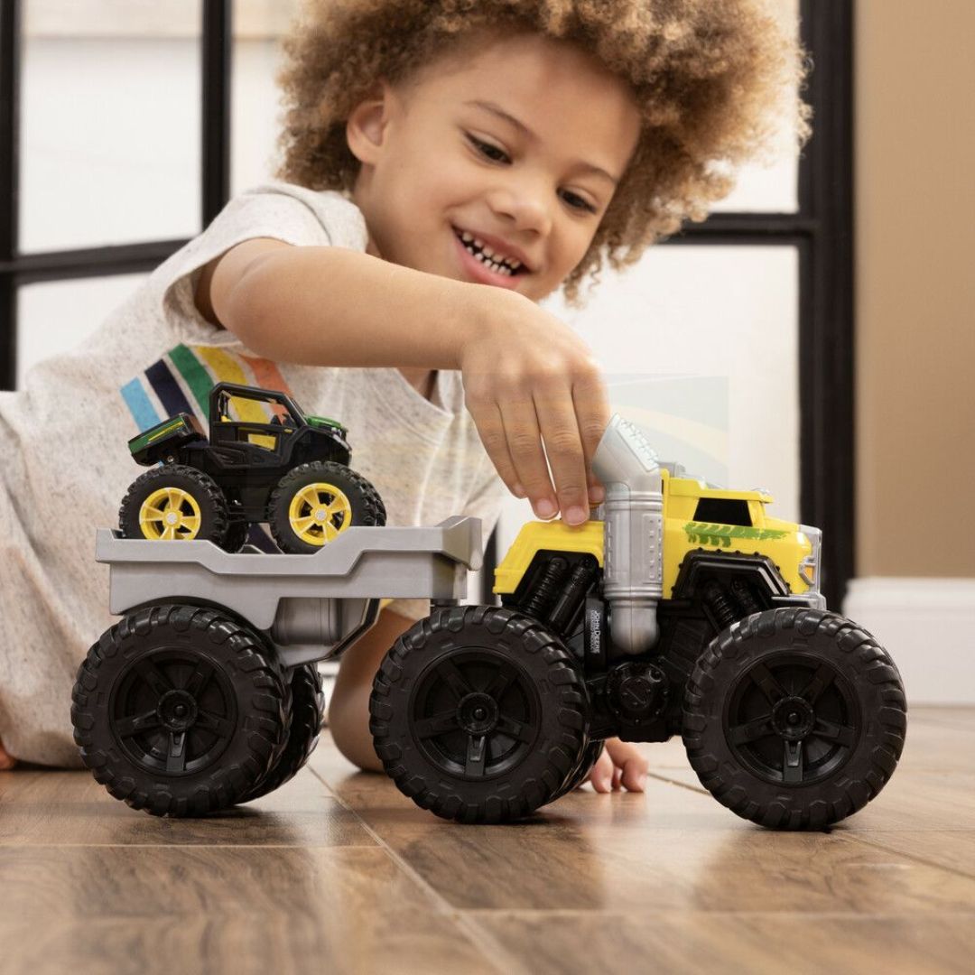 John Deere | Monster Treads Roaring Rev Up Hauler
