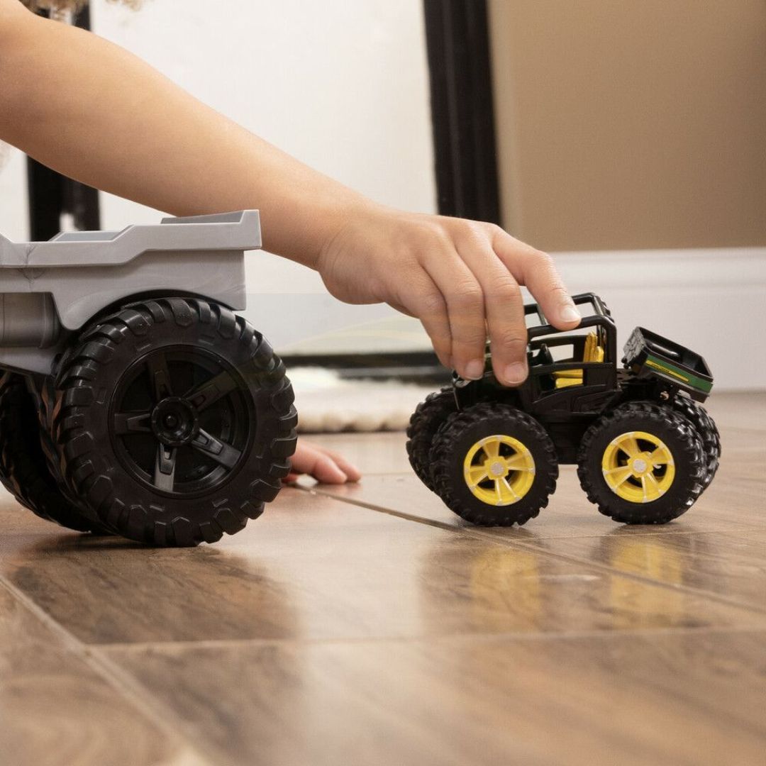 John Deere | Monster Treads Roaring Rev Up Hauler