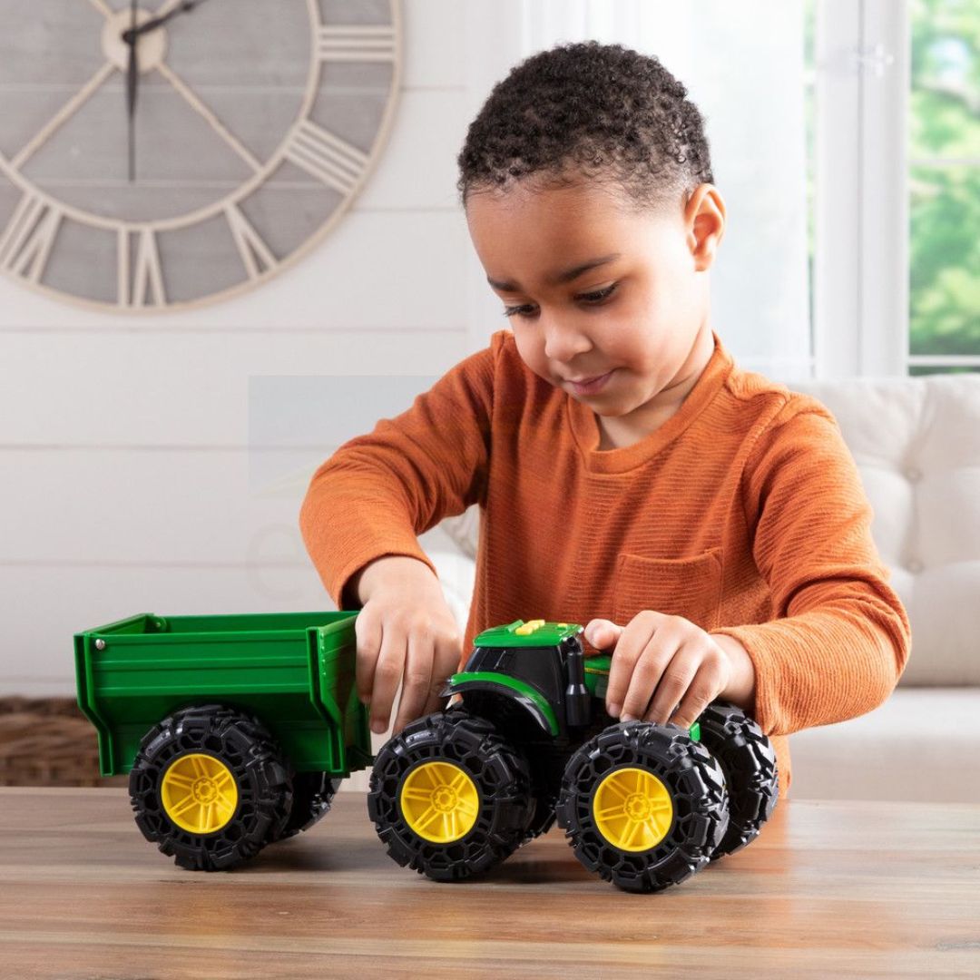 John Deere | Monster Treads Tractor w/ Wagon