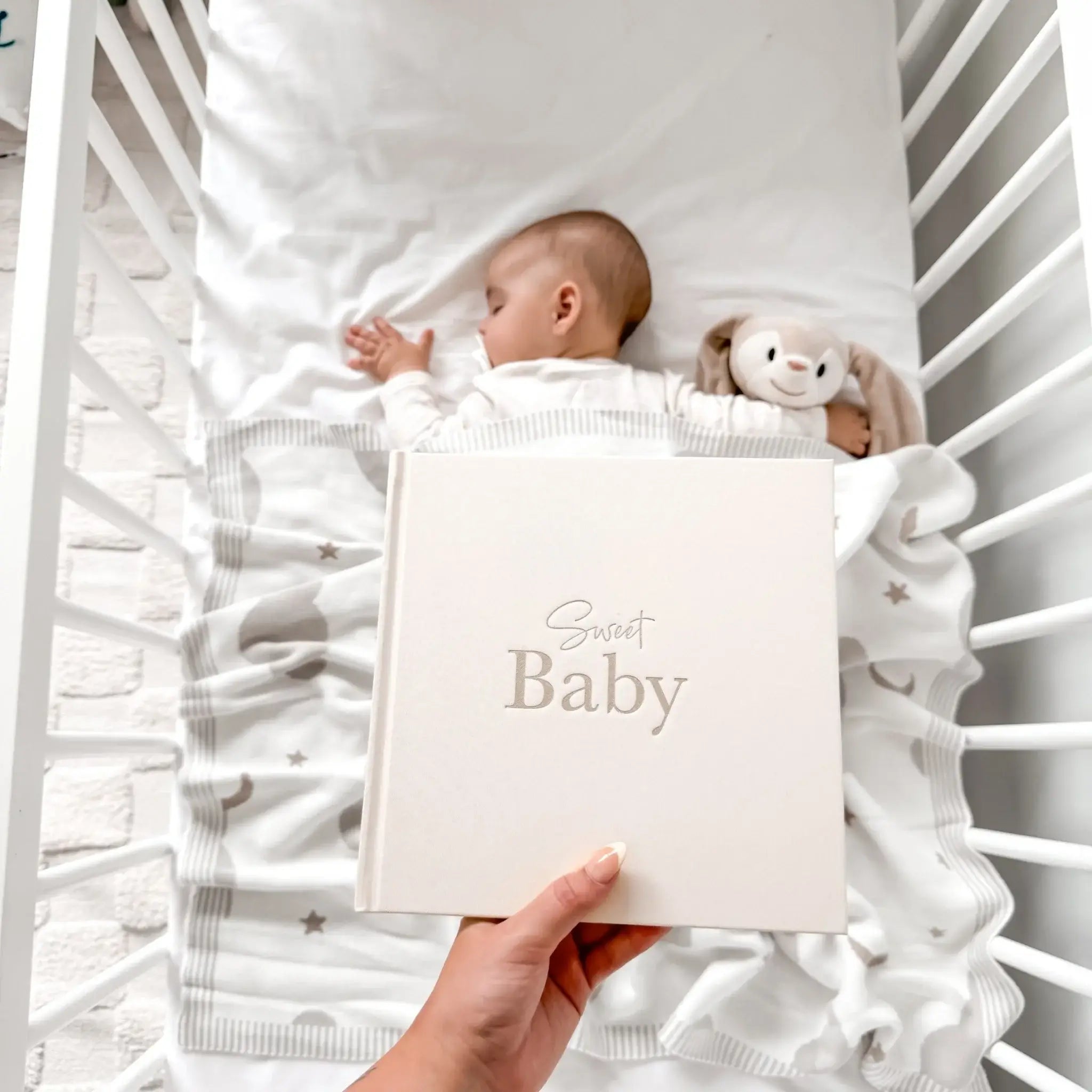 Little Love Chapters | Sweet Baby Blanket