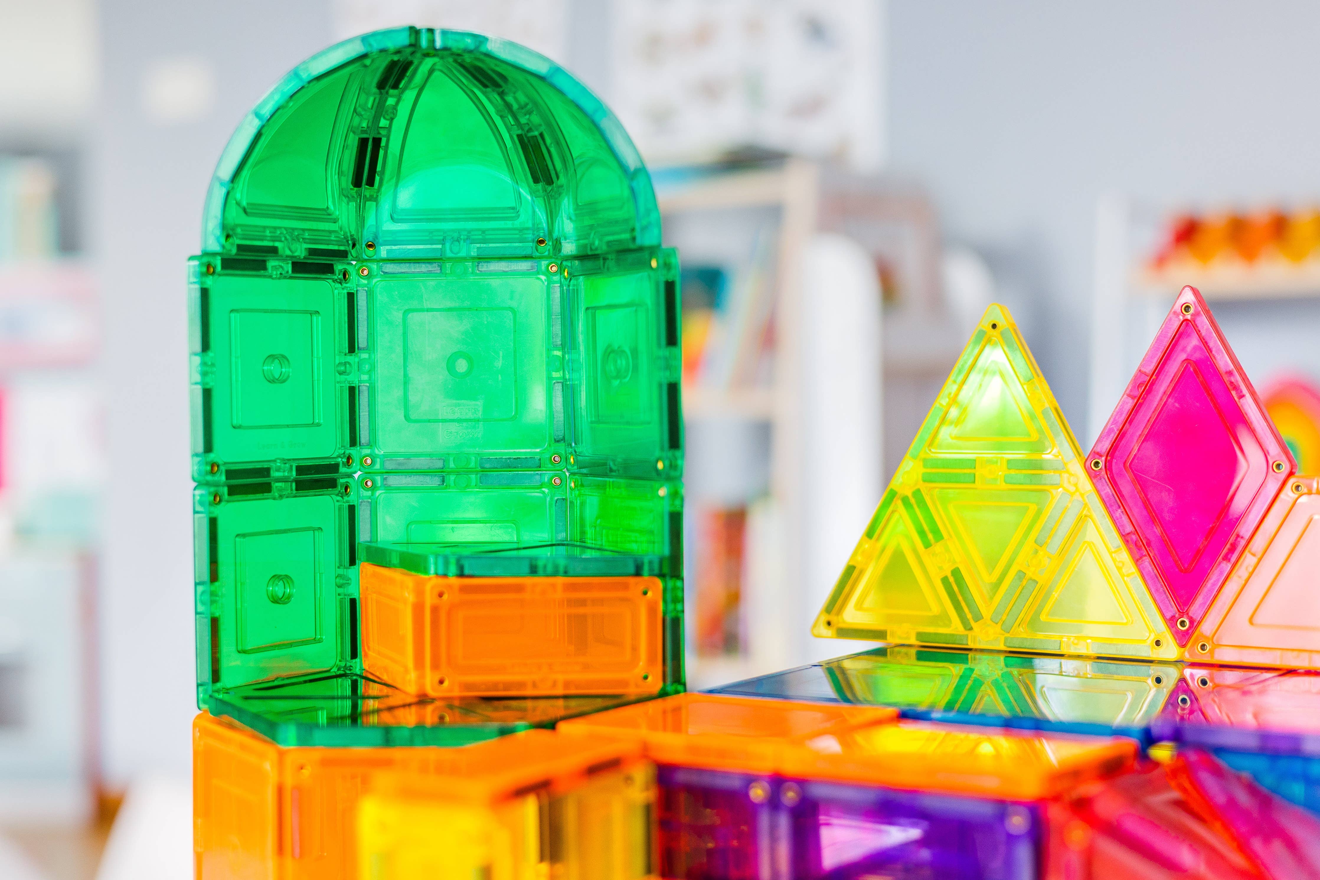 Learn & Grow Magnetic Tiles - Dome Pack (18 piece)