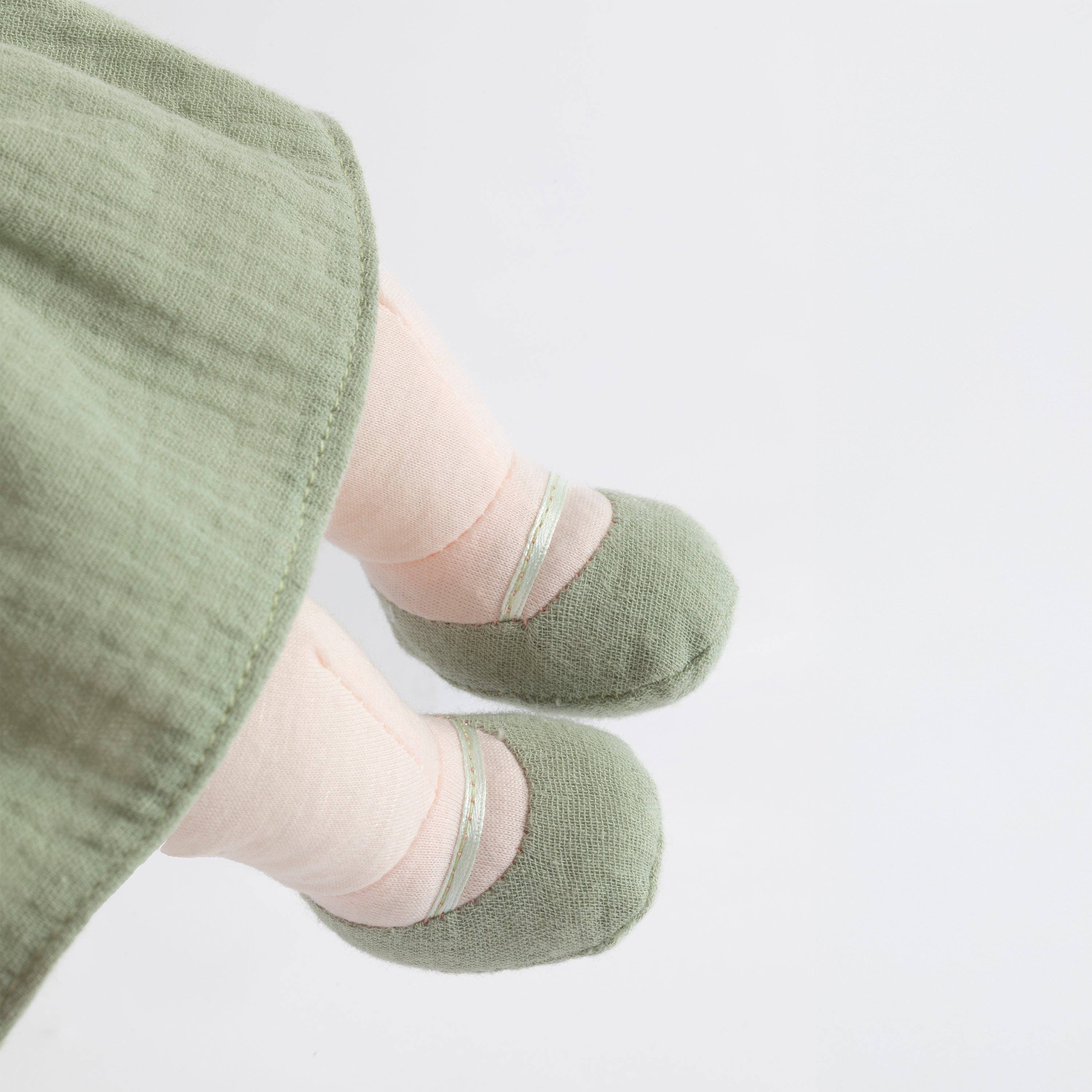 Living Textiles - My First Doll - Elena