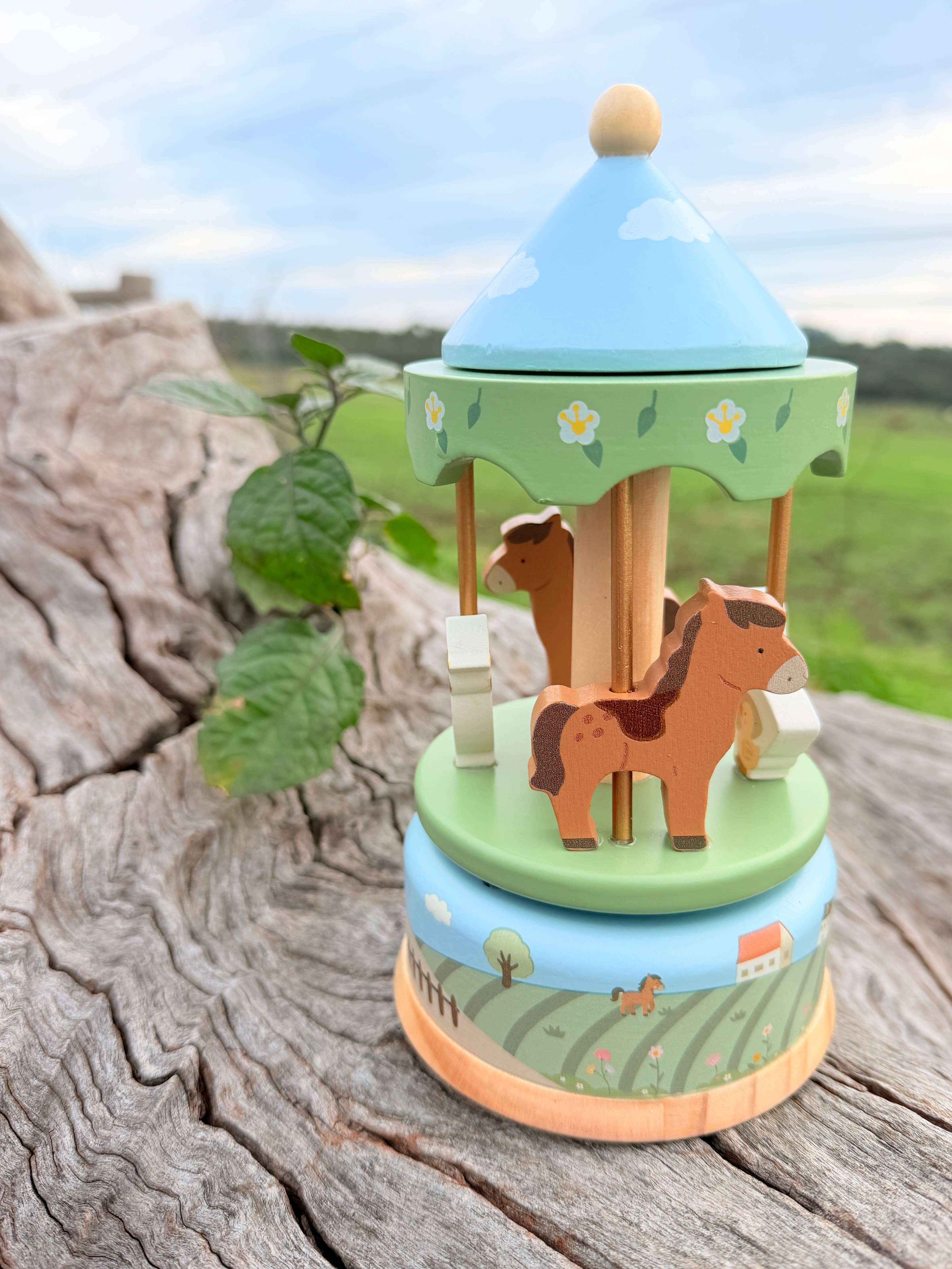 ToysLink - Onya Kids Wooden Farm Carousel Music Box