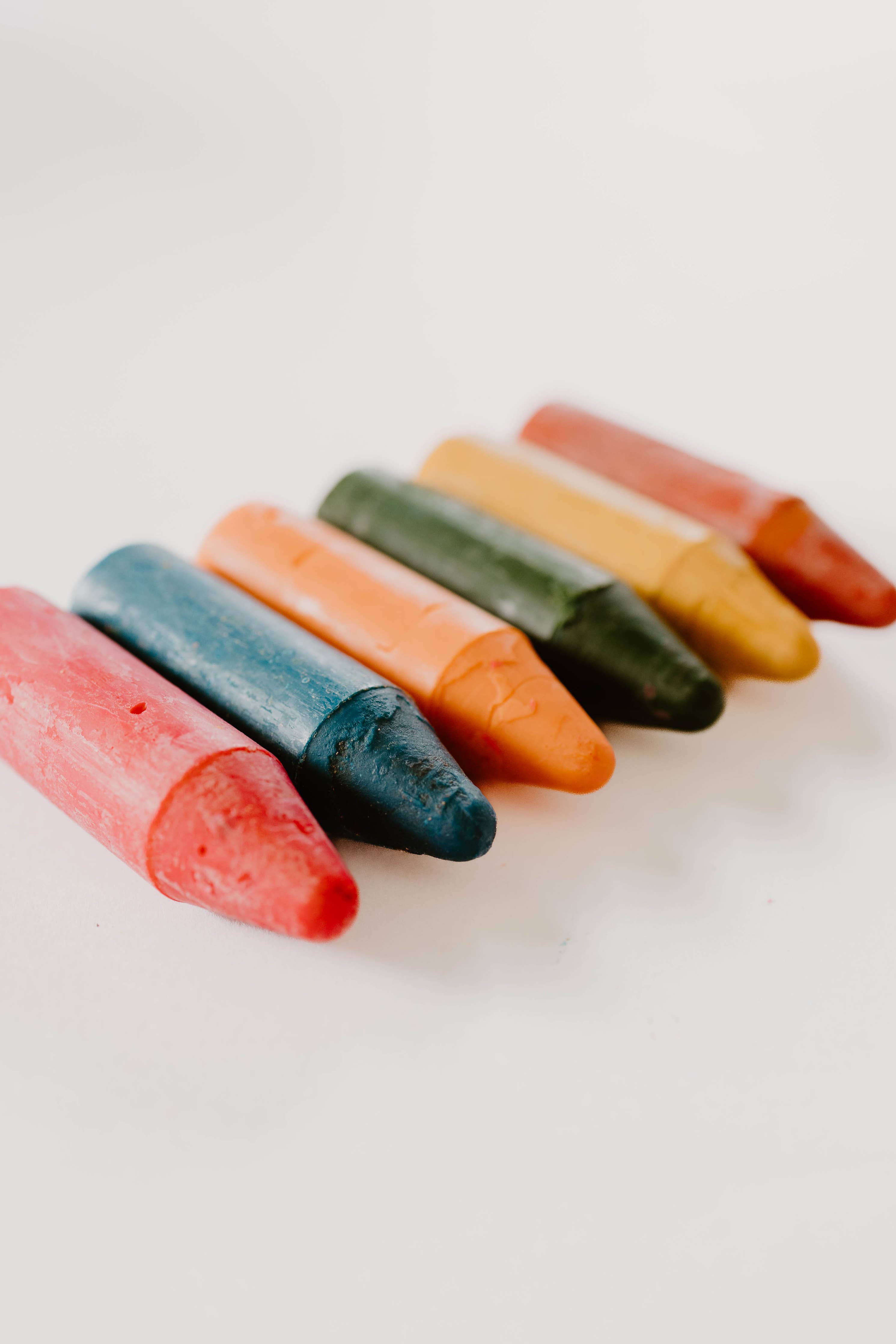 Nourish By Nature - Bath Crayons | Beeswax Crayons for Creative Kids