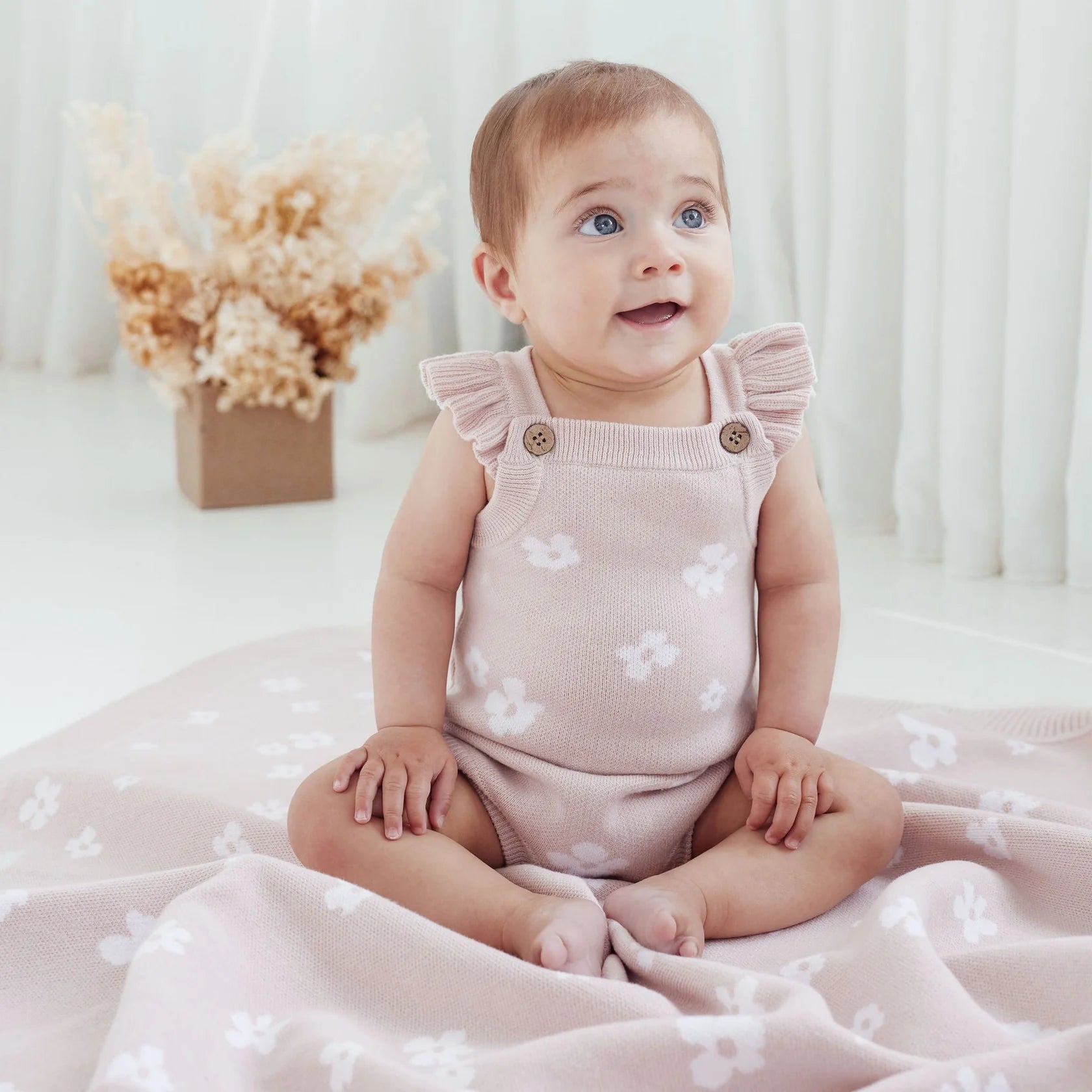 Aster & Oak Ruffle Knit Romper | Flower