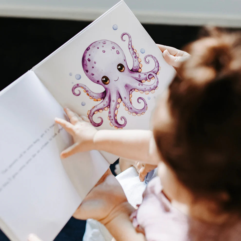 Little Love Chapters | Big Sister Book