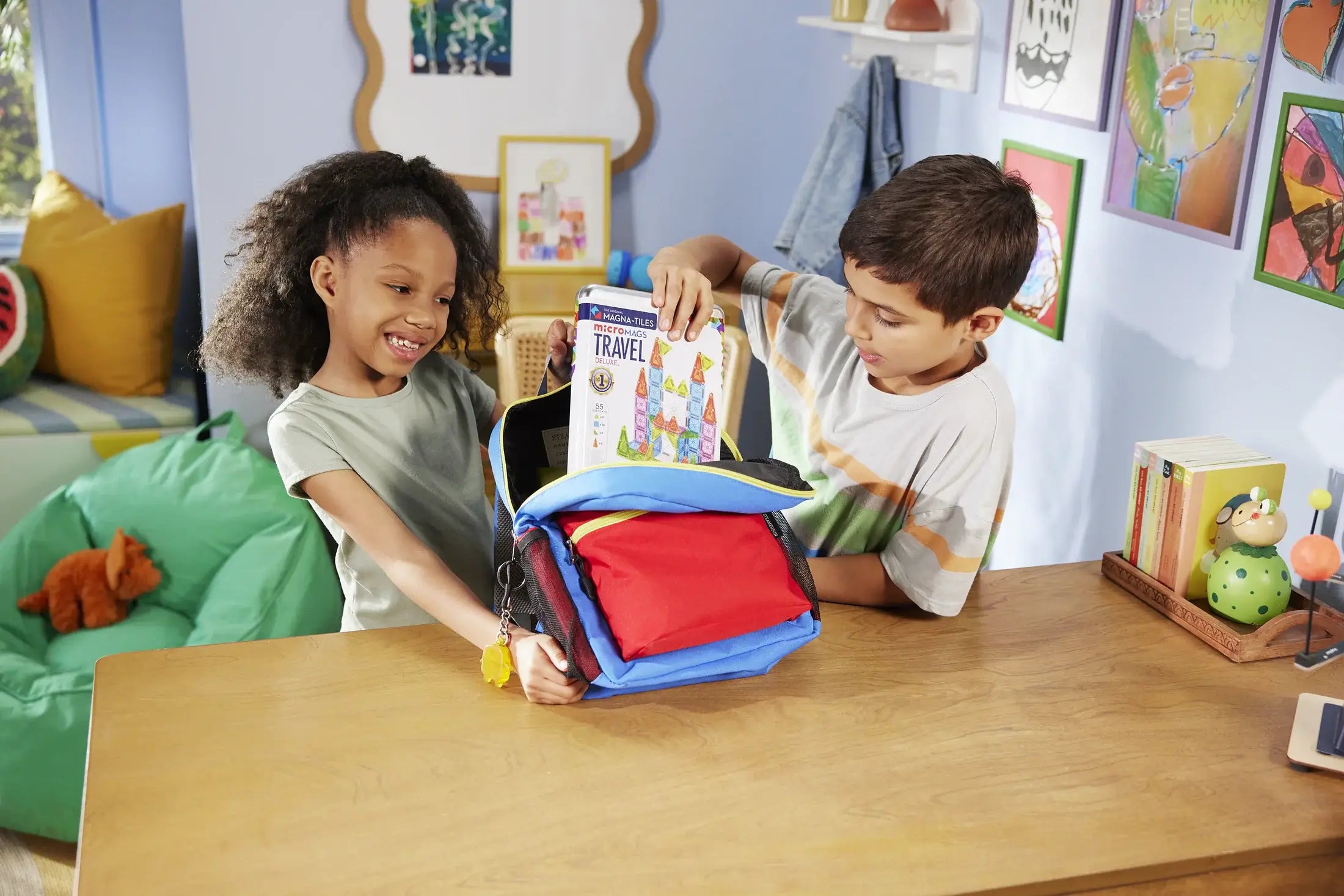 MAGNA-TILES | microMAGS Travel Set Deluxe - 55pc
