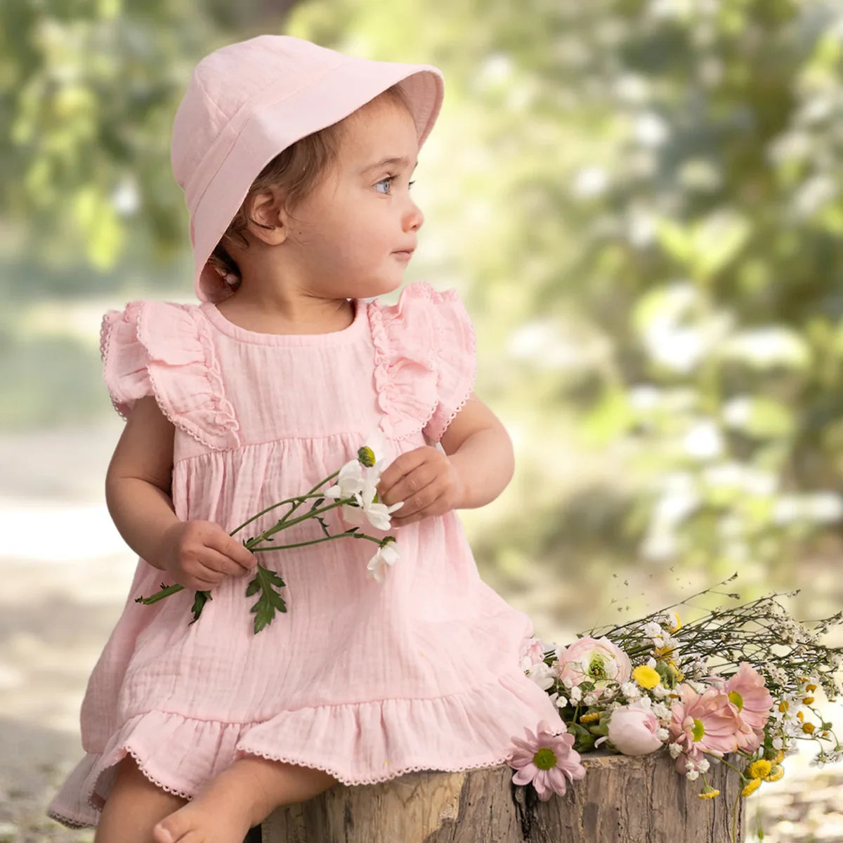 Toshi | Bell Hat Sammy | Blossom