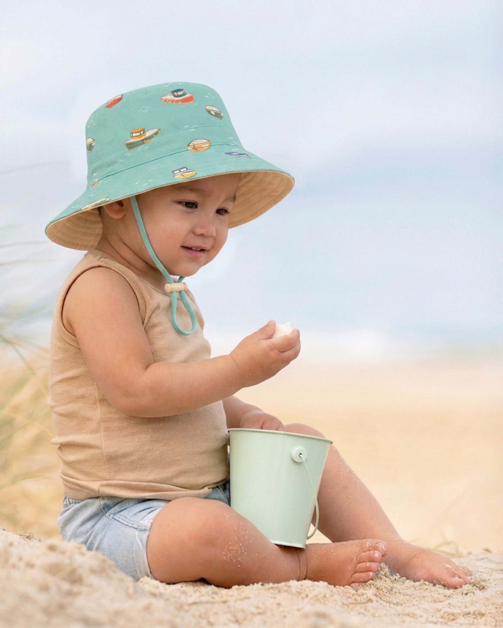 Toshi Sunhat Tide Tugboat