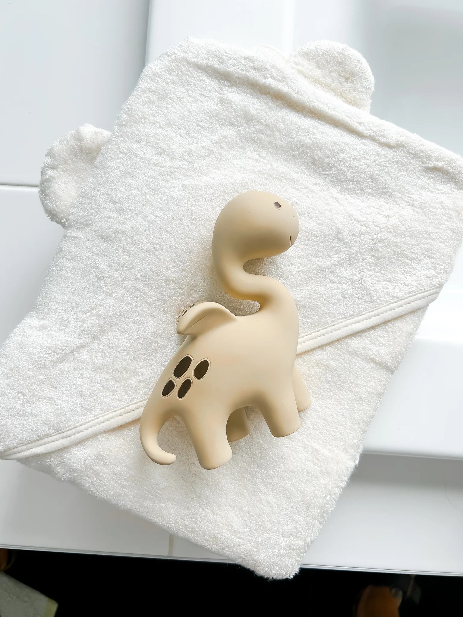 Winnie Parkes | Diplo The Dino-Dragon Teether | Natural Brown