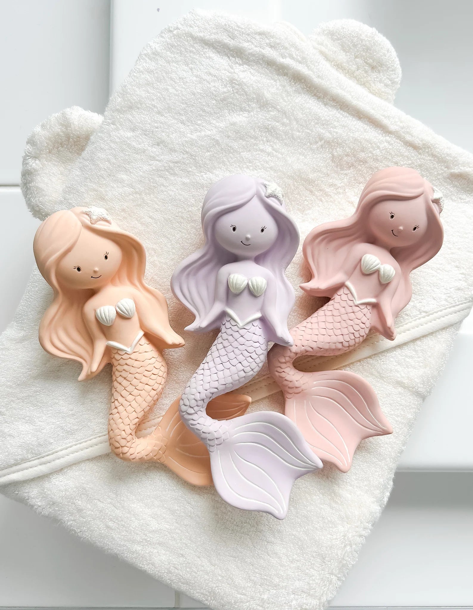 Winnie Parkes | Maeve the Mermaid Teether | Berry/Pink