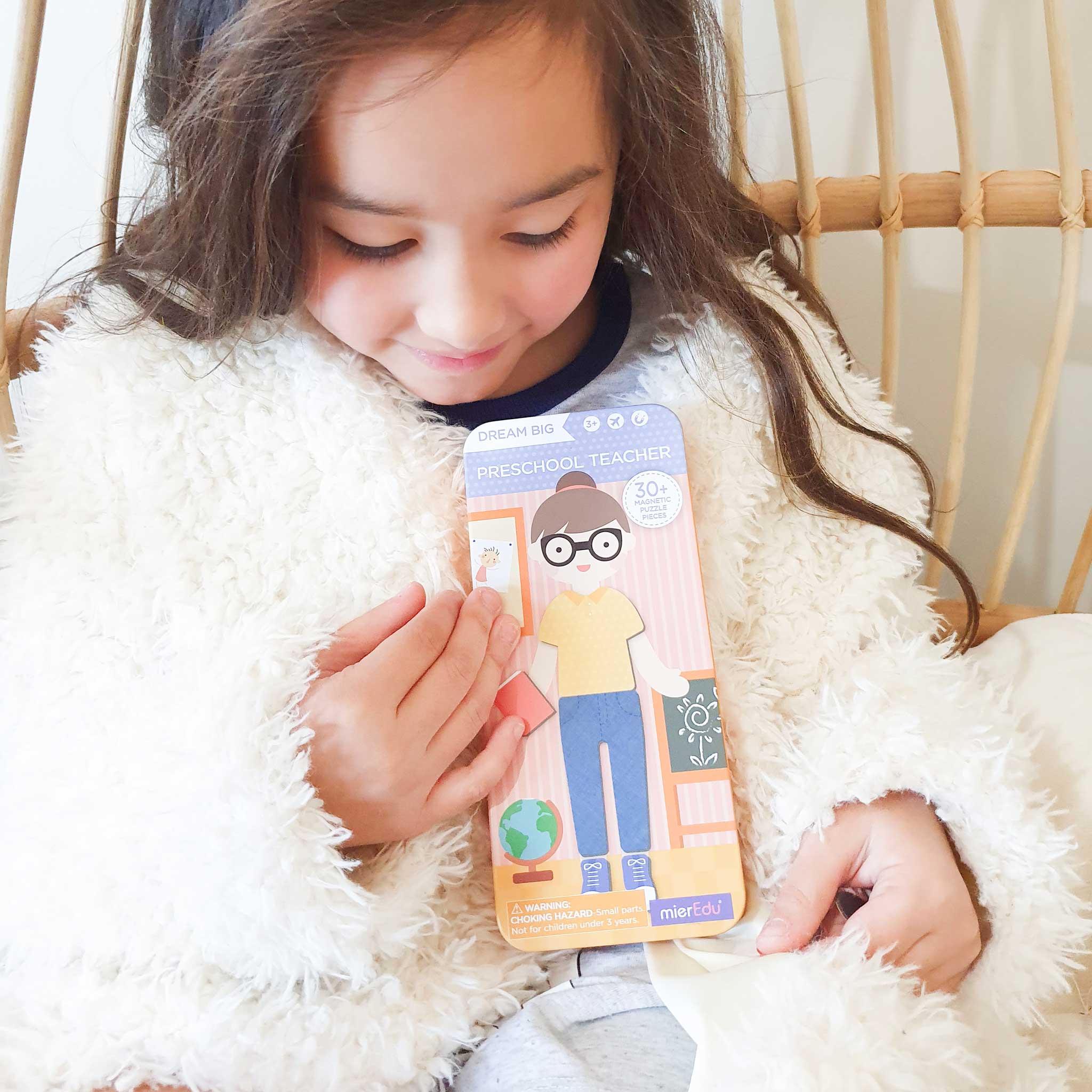 MierEdu Magnetic Puzzle Box – Preschool Teacher edition featuring mix-and-match magnetic dress-up pieces and illustrated backgrounds for imaginative play and storytelling